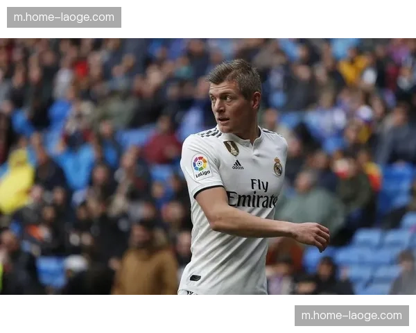 澳大利亚中场库尼-克罗斯母亲重病，家庭因素影响训练系统